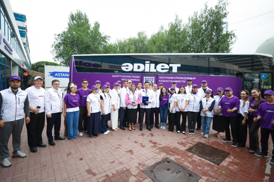 «Әділетті Қазақстан үшін»: «Әділет» партиясының мобильді керуендері елдің 17 облысын аралайды