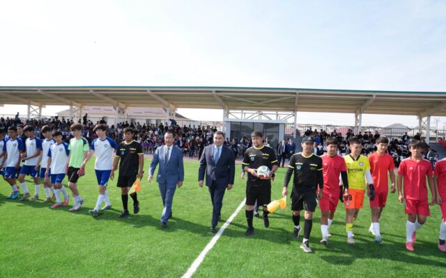 Сарыағашта 1000 көрерменге арналған жаңартылған орталық стадион жұмысын бастады
