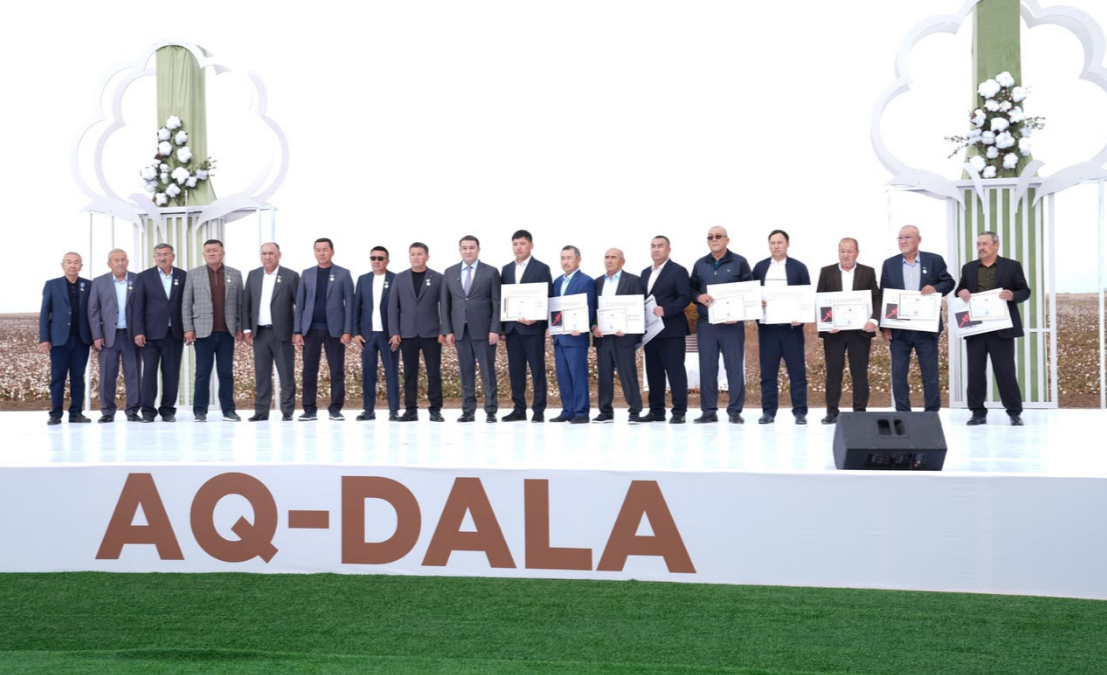 «AQ-DALA – 2026»: ТҮРКІСТАН ОБЛЫСЫНДА МАҚТАШЫЛАРҒА ҚҰРМЕТ КӨРСЕТІЛДІ